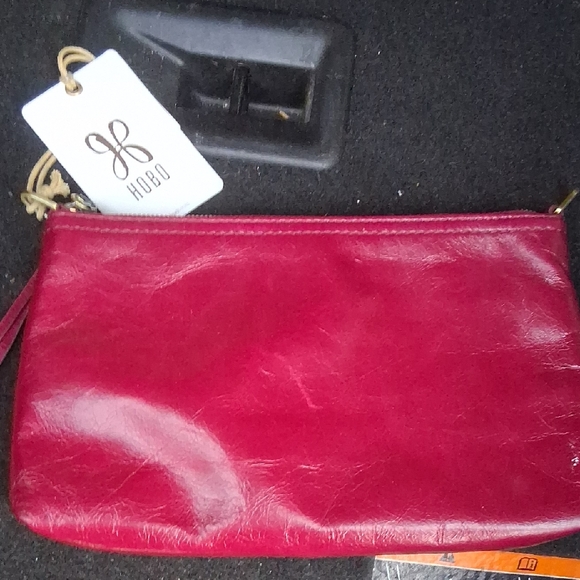 HOBO Handbags - HOBO